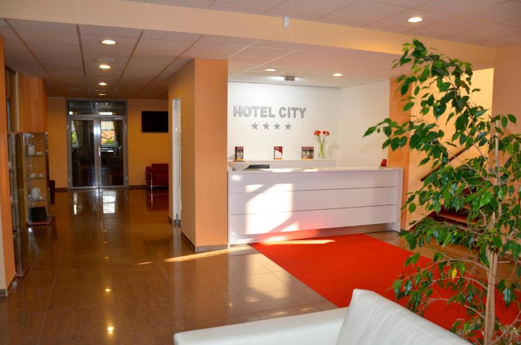 Hotel City **** ガランタ エクステリア 写真